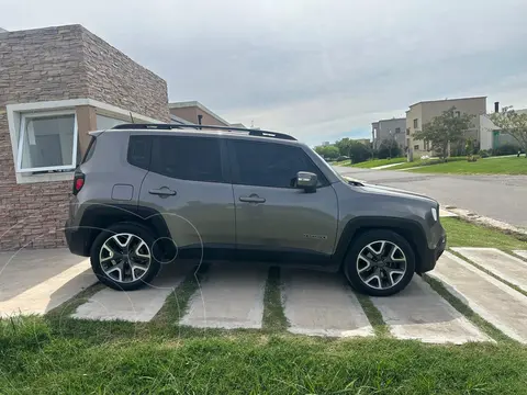 Jeep Renegade Longitude Aut usado (2019) color Gris Carbono precio u$s19.500