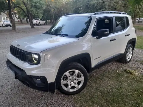 Jeep Renegade Sport usado (2022) color Blanco precio u$s23.000