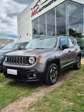 Jeep Renegade RENEGADE 1.8 4X2 SPORT usado (2017) color Gris precio u$s15.500