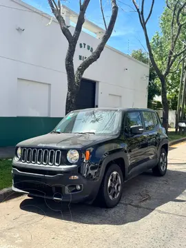 Jeep Renegade Sport Plus usado (2016) color Negro precio u$s14.000