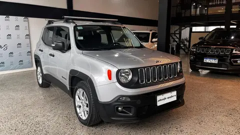 Jeep Renegade RENEGADE 1.8 4X2 SPORT usado (2018) color Gris precio $22.000.000