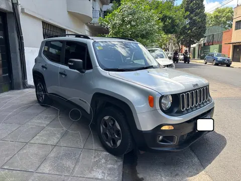 Jeep Renegade Sport Plus usado (2016) color Plata precio u$s18.900