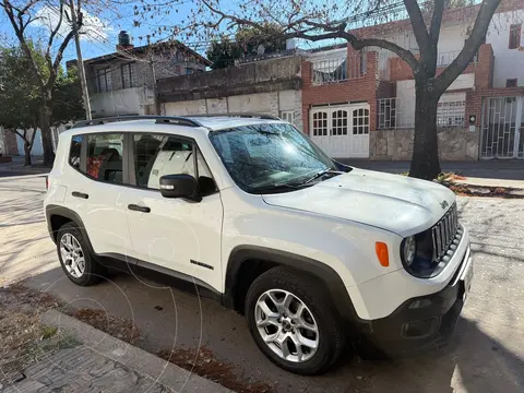 Jeep Renegade Sport Plus Aut usado (2018) color Blanco precio $21.000.000