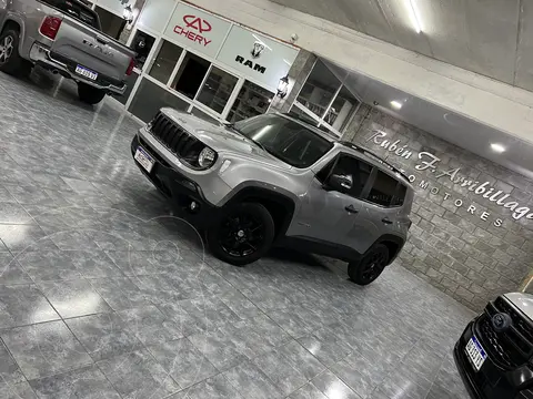 Jeep Renegade Sport usado (2022) color Gris precio $27.500.000