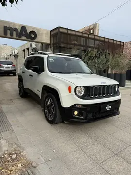 Jeep Renegade RENEGADE 1.8 4X2 SPORT PLUS usado (2016) color Blanco precio $21.500.000
