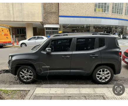 Jeep Renegade Sport usado (2022) color Negro precio u$s25.000