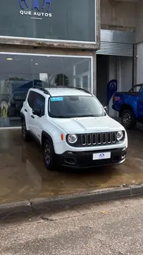 Jeep Renegade RENEGADE 1.8 4X2 SPORT PLUS usado (2016) color Blanco precio $19.000.000