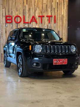 Jeep Renegade RENEGADE 1.8 4X2 SPORT PLUS usado (2016) color Negro precio $18.500.000