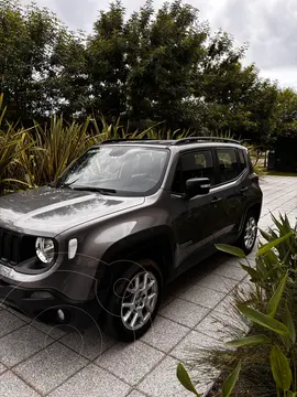 Jeep Renegade Sport usado (2021) color Gris precio u$s20.000