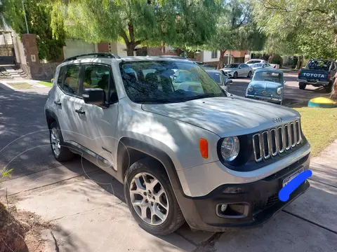 Jeep Renegade Sport Plus usado (2018) color Gris precio $23.500.000