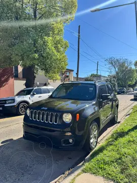 Jeep Renegade Sport Aut Plus usado (2019) color Verde precio u$s16.000