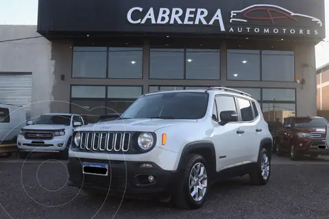 Jeep Renegade Sport Aut Plus usado (2018) color Blanco precio $23.000.000