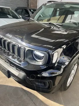 Jeep Renegade Sport Aut usado (2025) color Negro Carbon precio $33.499.999