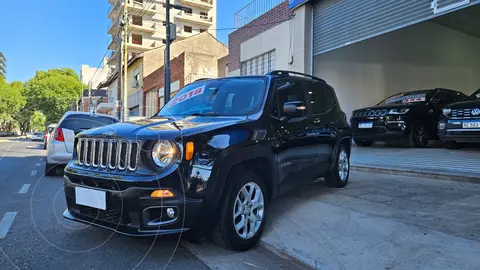 Jeep Renegade Sport usado (2018) color Negro precio u$s17.900