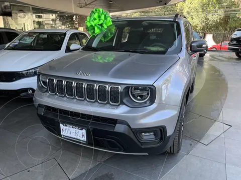 Jeep Renegade Latitude nuevo color Plata financiado en mensualidades(enganche $198,000 mensualidades desde $9,900)