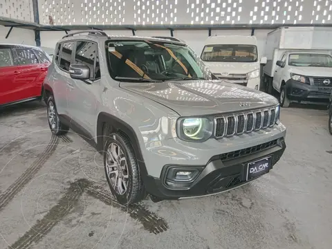 Jeep Renegade Latitude usado (2024) color Gris Aluminium precio $385,000