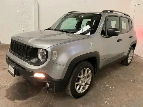 Jeep Renegade Sport usado (2022) color Plata precio $318,950