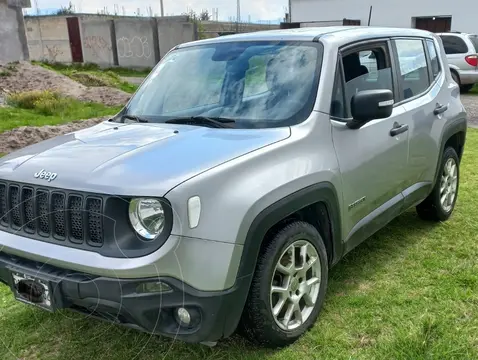 Jeep Renegade 4x2 Sport Aut usado (2020) color Plata precio $270,000