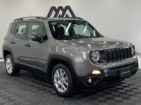 Jeep Renegade Sport usado (2022) color Gris precio $289,999