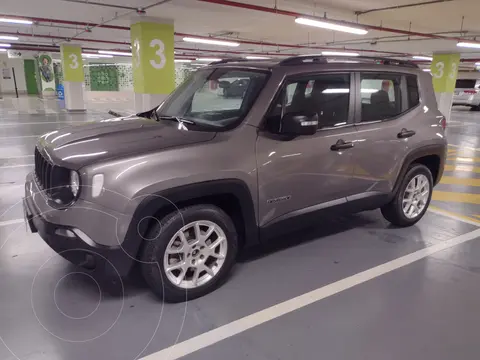 Jeep Renegade Sport Aut usado (2020) color Gris precio u$s17,800