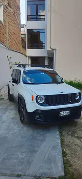 Jeep Renegade Longitude usado (2017) color Blanco precio u$s14,500