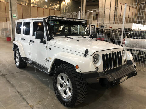 Jeep Wrangler Unlimited Unlimited Sahara 4x4 3.6L Aut usado (2014) color Blanco precio $540,000