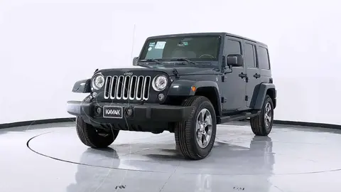Jeep Wrangler Unlimited Unlimited Sahara 4x4 3.6L Aut usado (2018) color Cafe precio $850,999