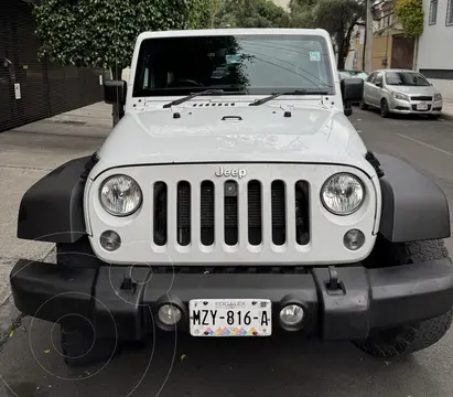 Jeep Wrangler Unlimited Unlimited JK Sport 4x4 3.6L Aut usado (2015) color Blanco precio $310,000