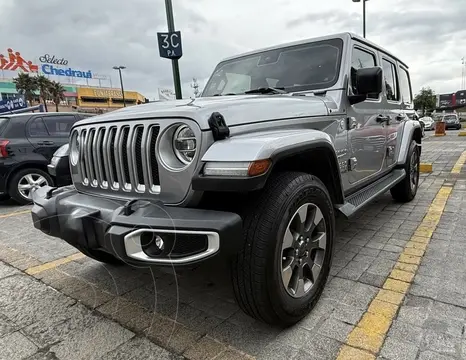 Jeep Wrangler Unlimited Unlimited Sahara Mild-Hybrid Aut usado (2021) color Plata precio $789,000