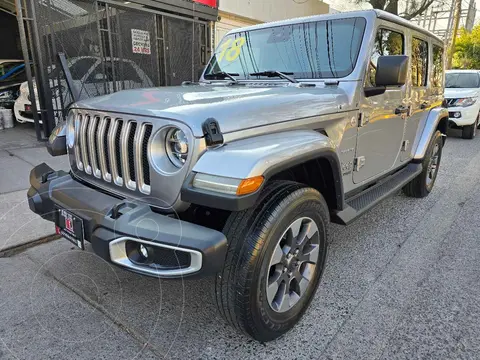 Jeep Wrangler Unlimited Unlimited JK Sahara 4x4 3.6L Aut usado (2018) color Plata financiado en mensualidades(enganche $231,743 mensualidades desde $14,407)