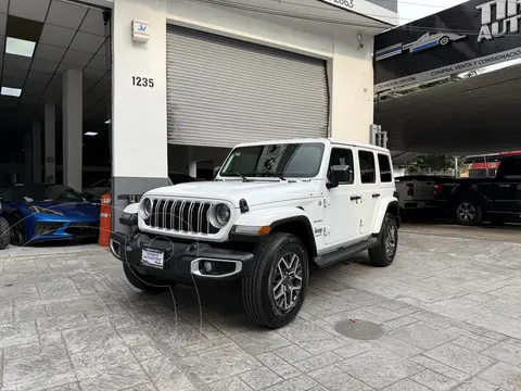Jeep Wrangler Unlimited Sahara usado (2024) color Blanco precio $1,159,900