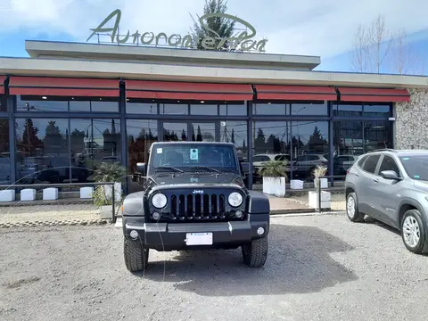 Jeep Wrangler WRANGLER 3.6 SPORT V6  2 P usado (2016) color Negro precio u$s44.000