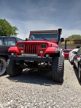 Jeep Wrangler Sahara Aut Techo Duro usado (1990) color Rojo precio $280,000