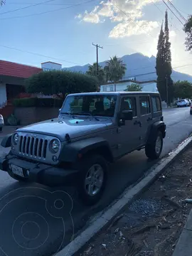 Jeep Wrangler Sport MTX 4x4 3.6L Techo Rigido Aa usado (2016) color Gris precio $425,000