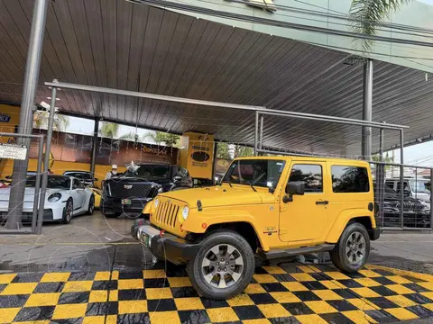 Jeep Wrangler Sahara 4x4 3.8L Aut usado (2011) color Amarillo precio $385,000