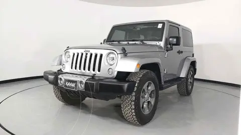 Jeep Wrangler Sahara 4x4 3.6L Aut usado (2018) color Negro precio $740,999
