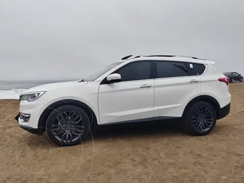 foto Jetour X70 Limited usado (2022) color Blanco precio u$s14,499
