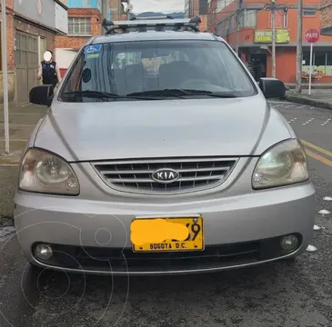 KIA Carens 2.0L usado (2007) color Gris precio $26.000.000