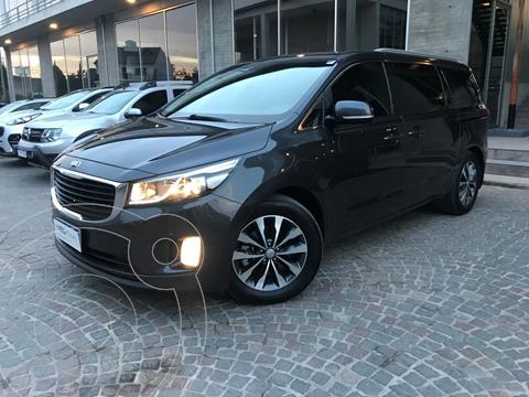 foto KIA Carnival CARNIVAL 2.2 EX L/17 CRDI PREM AUT usado (2017) color Gris Oscuro precio u$s33.900