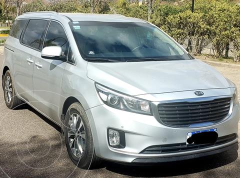 KIA Carnival EX 2.2 CRDi Aut Premium usado (2017) color Plata precio $4.690.000