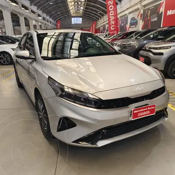 Kia Cerato 1.6L EX Aut Full usado (2022) color Plata precio $15.390.000