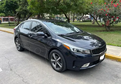 KIA Cerato 1.6 EX Aut usado (2017) color Azul precio u$s13,500
