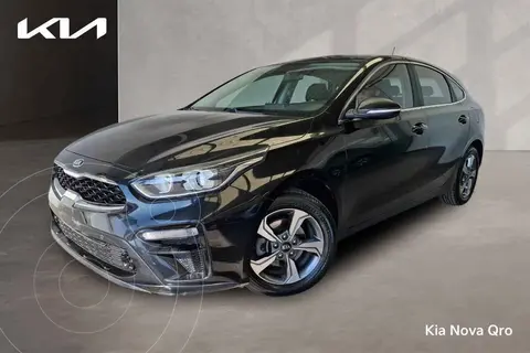 Kia Forte Hatchback HB EX Aut usado (2020) color Negro financiado en mensualidades(enganche $79,842 mensualidades desde $6,854)