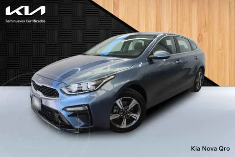 Kia Forte Hatchback HB EX usado (2020) color Azul precio $309,000