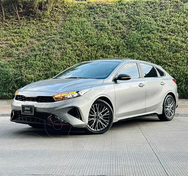 foto Kia Forte Hatchback 2.0L GT Line Aut financiado en mensualidades enganche $79,800 mensualidades desde $6,224