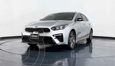 foto Kia Forte Hatchback HB GT usado (2019) color Plata precio $387,999