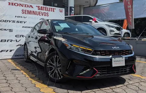 Kia Forte Sedan 1.6L GT Aut usado (2023) color Negro precio $429,900