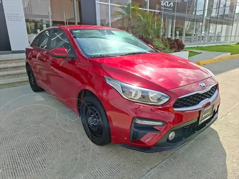 Kia Forte Sedan GT usado (2021) color Rojo precio $235,000