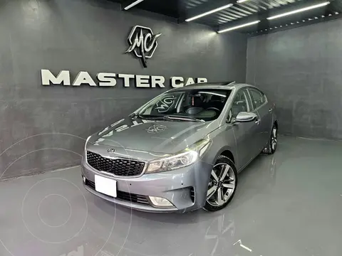 Kia Forte Sedan SX Aut usado (2018) color Gris Oscuro precio $239,000