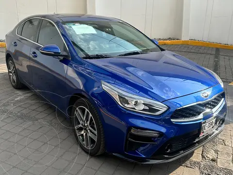 Kia Forte Sedan EX Aut usado (2019) color Azul precio $265,000
